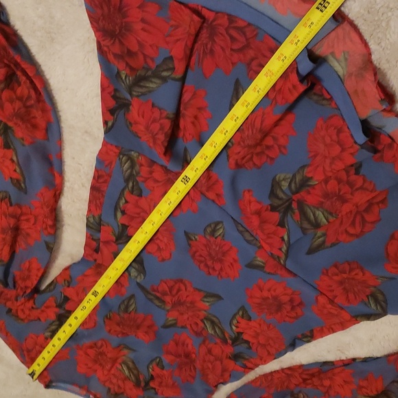 New Keepsake dress size small - Picture 8 of 15